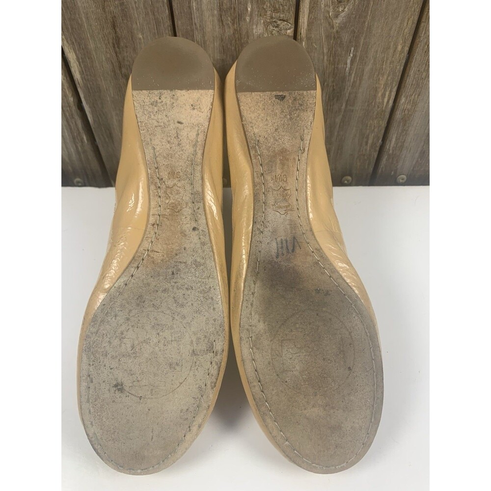 Tory Burch Caroline Women’s Sz 9 Ballet Flats Ivory Patent Leather Gold Logo - Picture 8 of 12